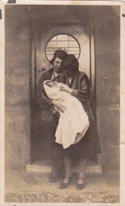 A very young Sheila Casey