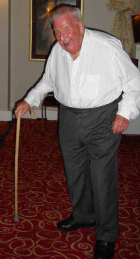 Dad  dancing at Donnas wedding